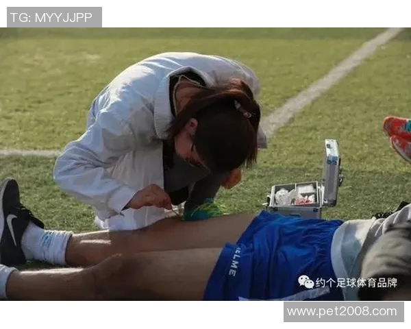 女王巡游与德比郡的激烈对决展现足球魅力与团队精神的巅峰对抗