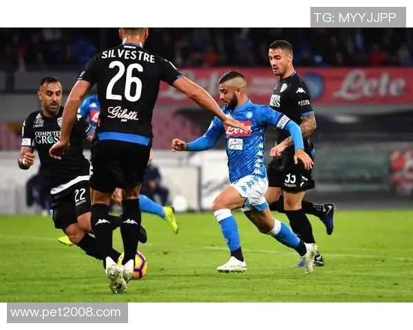 苏黎世与那不勒斯激战正酣谁能在欧战中笑到最后