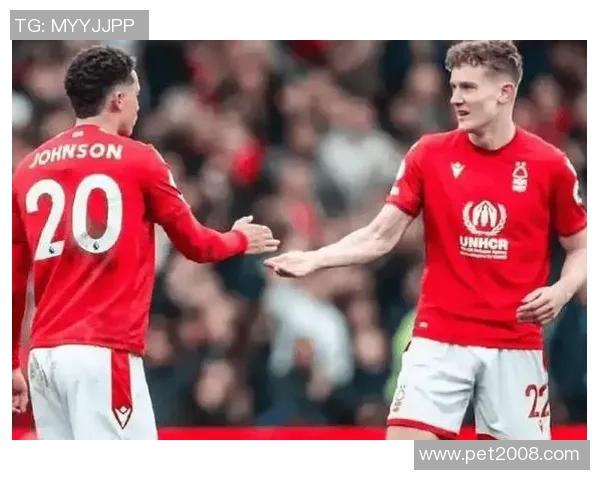 费伦茨与特拉维夫的激烈对决揭示足球战术与团队合作的魅力