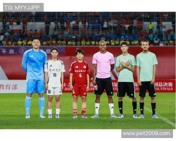 达尼洛的足球旅程:从青涩少年到世界舞台的闪耀明星