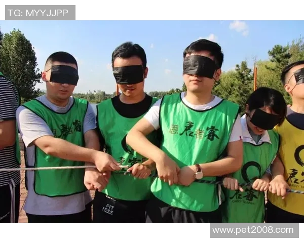 高校联赛分析LNG团队配合展现出色默契与战术执行力MBA 高校联赛分析LNG团队配合展现出色默契与战术执行力MBA