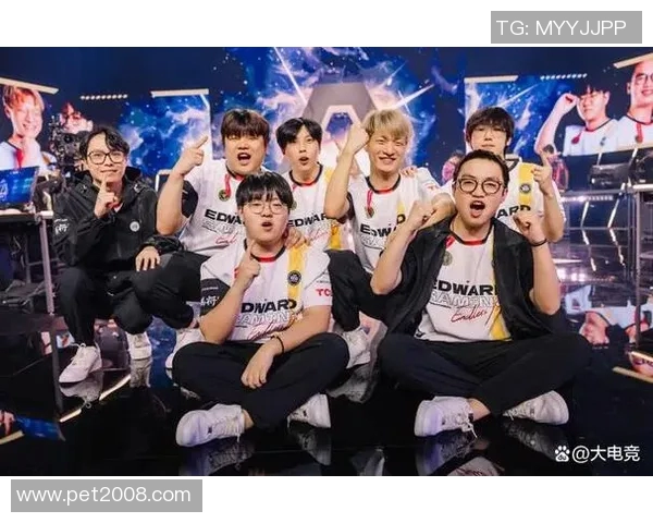 EDG在职业联赛中的灵活性展现了战术多样性与团队协作的完美结合