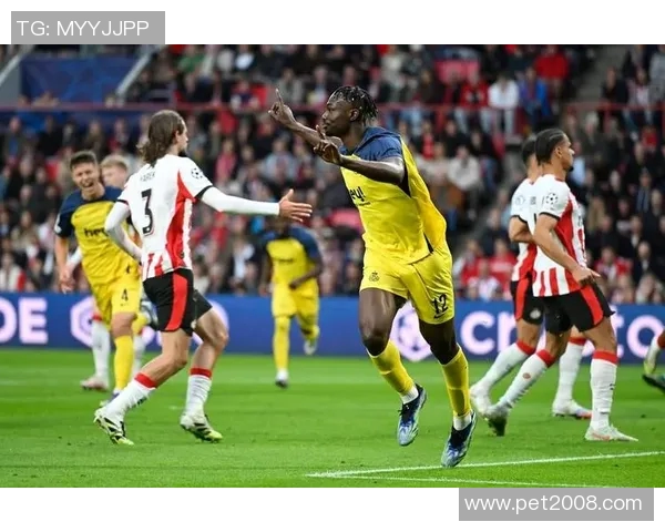 埃因霍温主场迎战福伦丹争夺联赛重要积分之战 埃因霍温主场迎战福伦丹争夺联赛重要积分之战