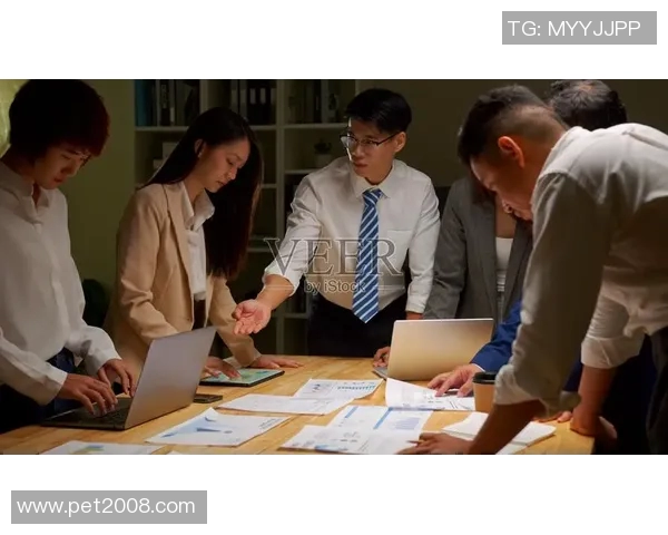 专访李磊：深入探讨DOTA2成功背后的策略与团队精神